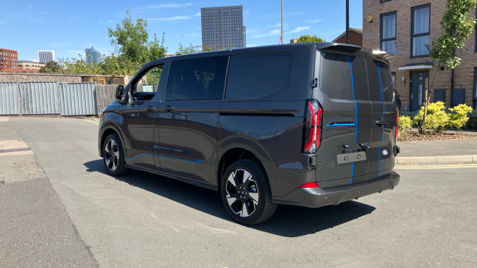 Ford Transit Custom 320 L1 Petrol Fwd 2.5 PHEV 232ps H1 Double Cab Van Sport Auto - Image 26